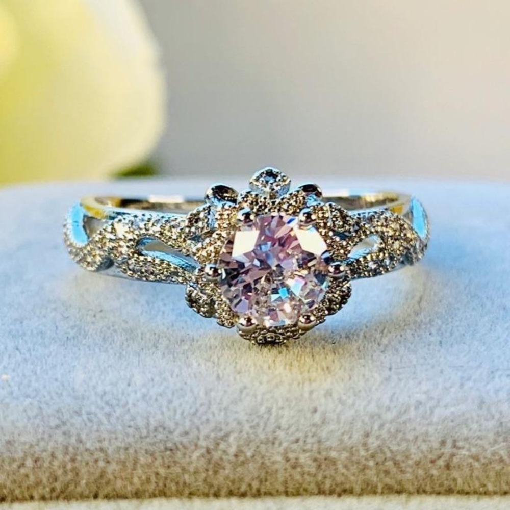 Snowflake Solitaire Sterling Silver Ring